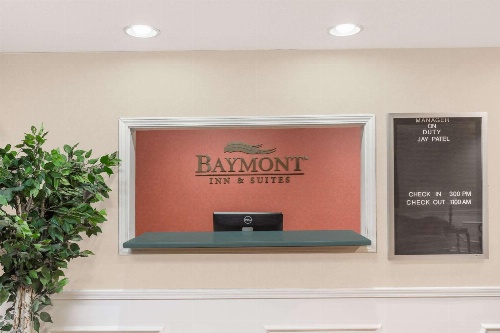 Baymont by Wyndham Grenada image 1